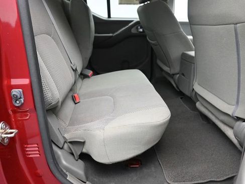 Used 2019 Nissan Frontier SV RWD image 23