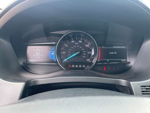 Used 2018 Ford Explorer XLT w/ Equipment Group 202A image 13