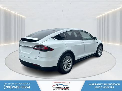 Used 2017 Tesla Model X 90D AWD/4WD image 4