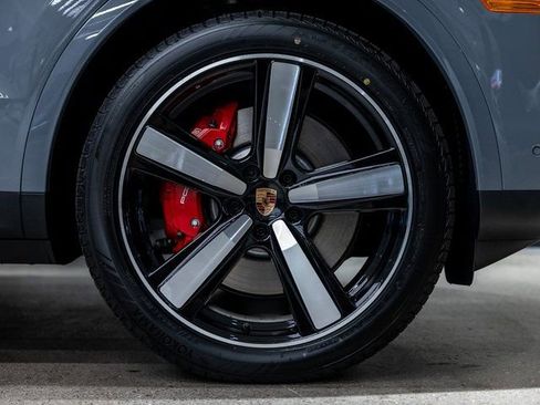 New 2026 Porsche Cayenne S AWD/4WD image 20