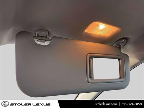 Used 2018 Toyota Corolla L image 39