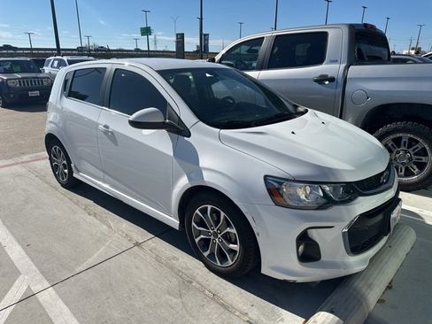 Used 2018 Chevrolet Sonic LT image 11