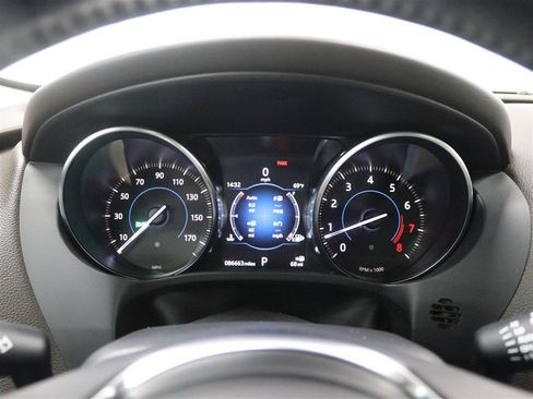 Used 2018 Jaguar F-PACE Prestige AWD/4WD image 33