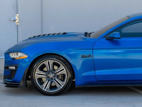 Used 2019 Ford Mustang GT RWD image 11