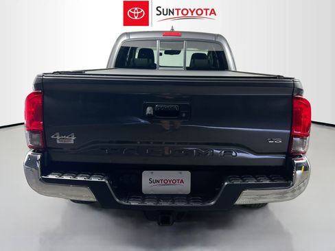 Used 2021 Toyota Tacoma SR5 image 5