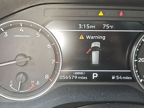 Used 2022 Mitsubishi Outlander SE image 11