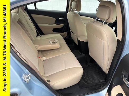 Used 2013 Chrysler 200 Touring FWD image 33