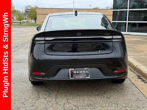Used 2024 Toyota Prius Prime FWD image 4
