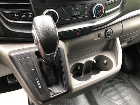 Used 2020 Ford Transit 250 Medium Roof RWD image 25