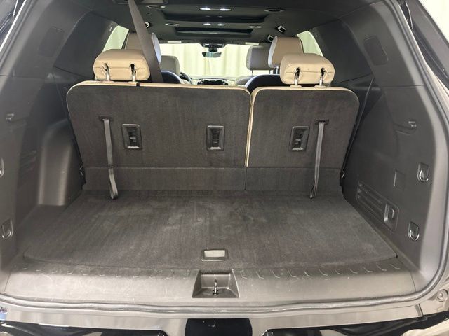 Used 2022 Chevrolet Traverse Premier AWD/4WD image 16