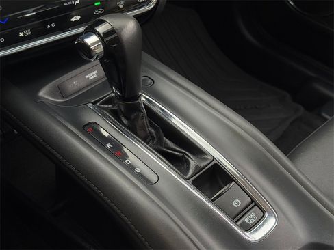 Used 2017 Honda HR-V EX-L image 24