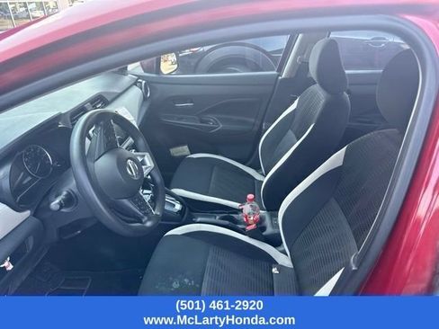 Used 2020 Nissan Versa SV FWD image 6