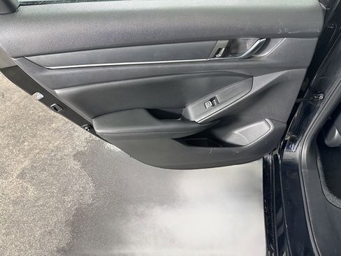 Used 2021 Honda Accord Sport Special Edition image 26