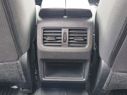 Certified 2025 Nissan Rogue S FWD image 21