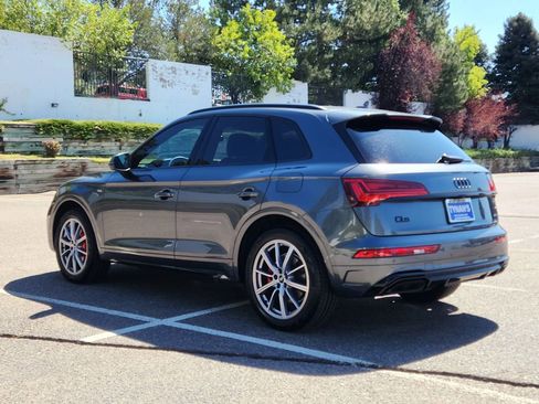 Used 2024 Audi Q5 e Premium Plus w/ Premium Plus Package image 5