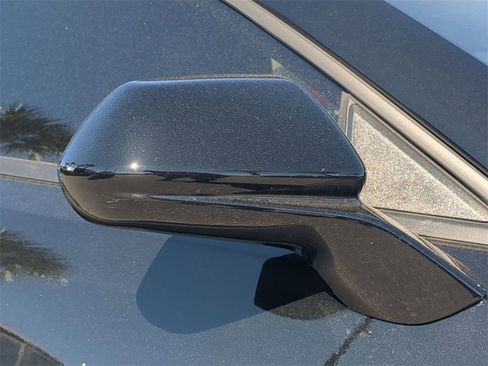 Used 2022 Chevrolet Camaro LT w/ Technology Package image 12