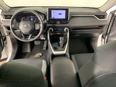 Used 2024 Toyota RAV4 LE image 32