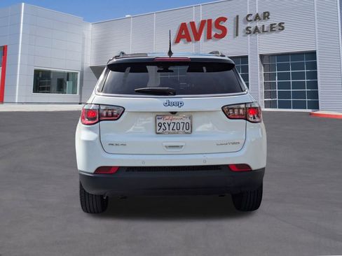 Used 2025 Jeep Compass Limited image 7