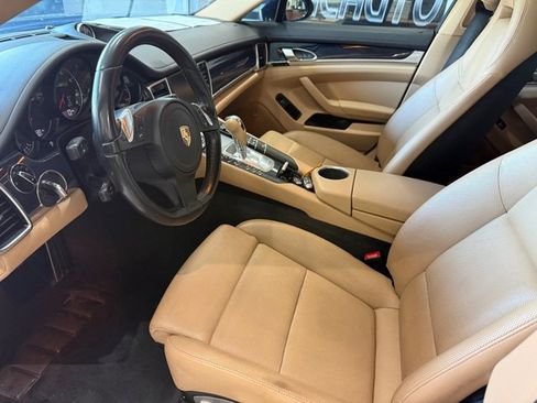 Used 2016 Porsche Panamera 4 Edition w/ Premium Package Plus AWD/4WD image 25