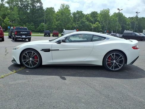 Used 2014 Aston Martin Vanquish Coupe RWD image 4