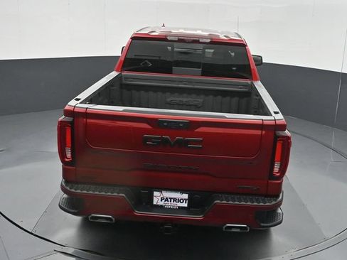 Used 2024 GMC Sierra 1500 AT4 w/ Technology Package AWD/4WD image 40