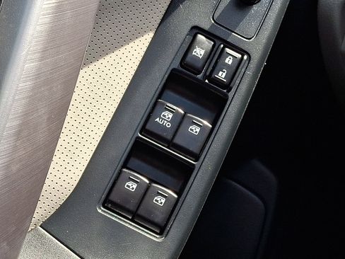 Used 2015 Subaru Forester 2.5i Touring image 24