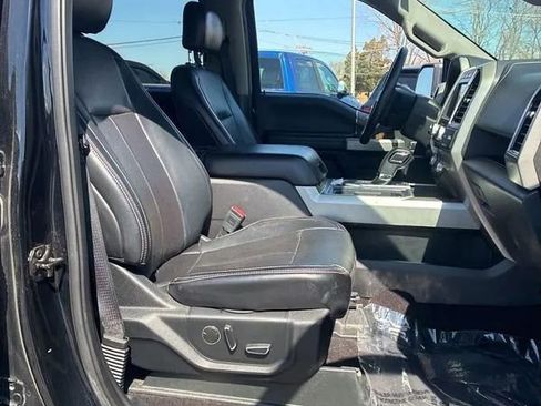 Used 2018 Ford F150 Lariat w/ Equipment Group 502A Luxury image 20