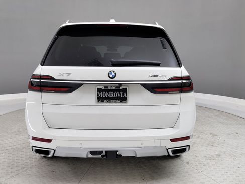 Used 2026 BMW X7 xDrive40i AWD/4WD image 7