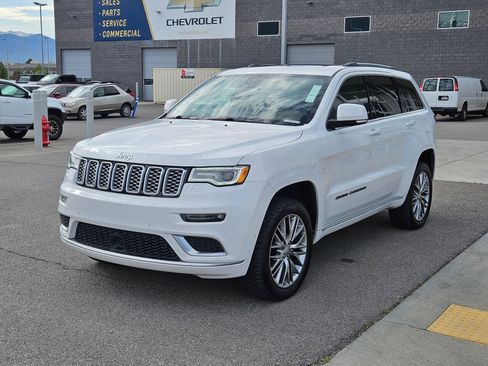 Used 2018 Jeep Grand Cherokee Summit w/ Platinum Series Group AWD/4WD image 8