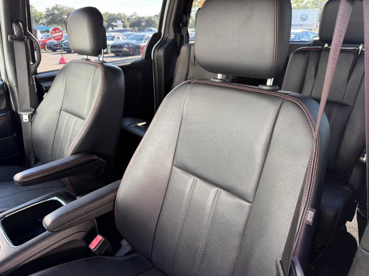 Used 2019 Dodge Grand Caravan GT FWD image 21