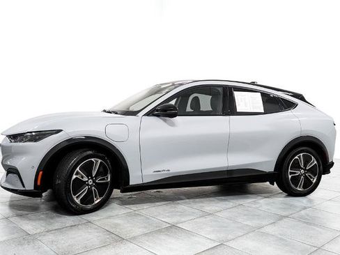 Certified 2023 Ford Mustang Mach-E Premium AWD/4WD image 4