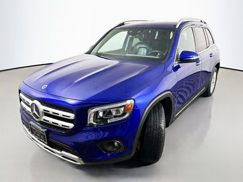 Certified 2021 Mercedes-Benz GLB 250 4MATIC image 3