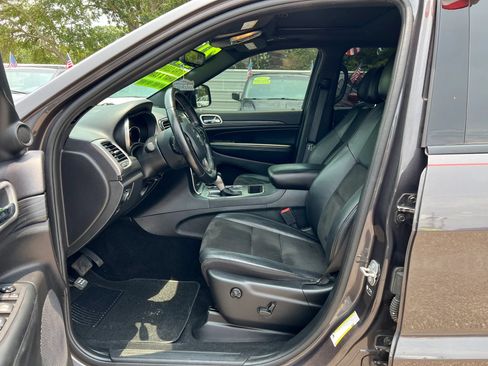 Used 2021 Jeep Grand Cherokee Laredo X RWD image 10