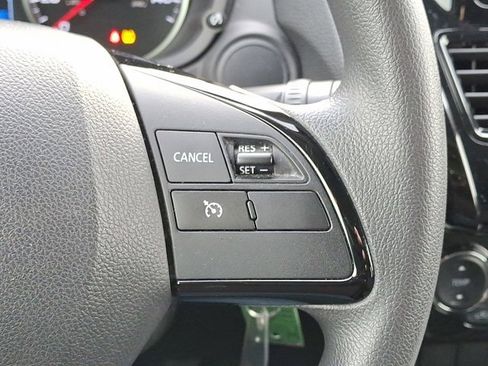 Used 2022 Mitsubishi Eclipse Cross ES image 25