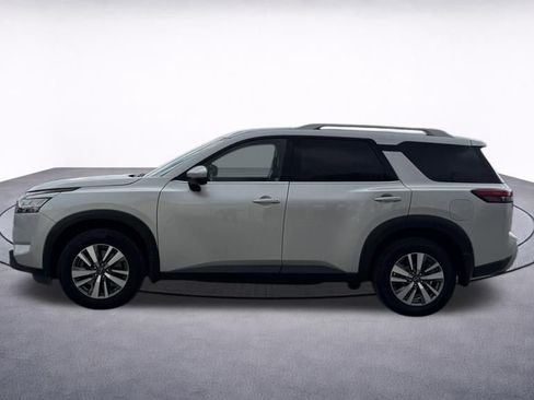 Used 2022 Nissan Pathfinder SL image 20