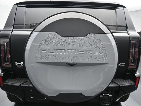 Used 2024 GMC Hummer EV 3X AWD/4WD image 9
