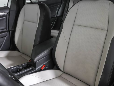 Used 2020 Volkswagen Jetta R-Line w/ R-Line Cold Weather Package image 26