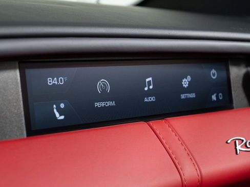 Used 2024 Ferrari Roma Spider image 39