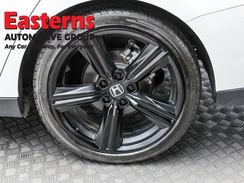 Used 2025 Honda Accord Sport image 8