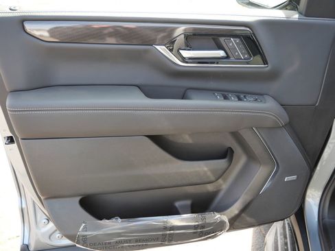 New 2026 GMC Yukon Elevation w/ Elevation Premium Package AWD/4WD image 37