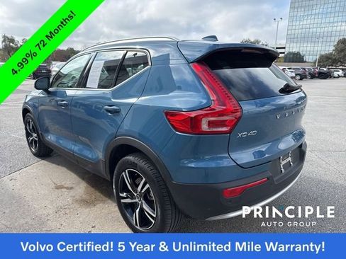 Certified 2025 Volvo XC40 B5 Core image 9