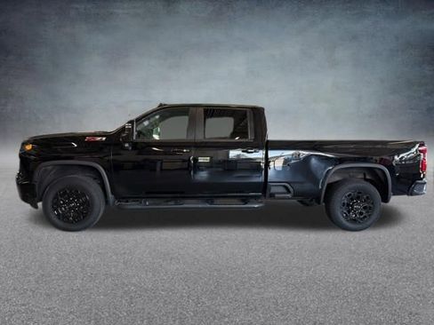 Certified 2023 Chevrolet Silverado 2500 LTZ w/ LTZ Plus Package AWD/4WD image 10