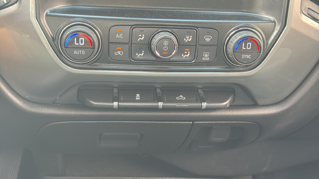 Used 2015 Chevrolet Silverado 1500 LT w/ Texas Edition, 1LT Trim RWD image 23
