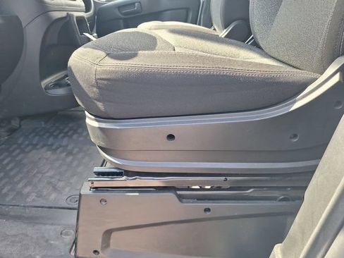 Used 2025 RAM ProMaster 2500 w/ U-Haul Equipment Group FWD image 17