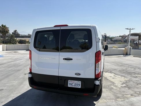Used 2023 Ford Transit 350 XLT RWD image 31