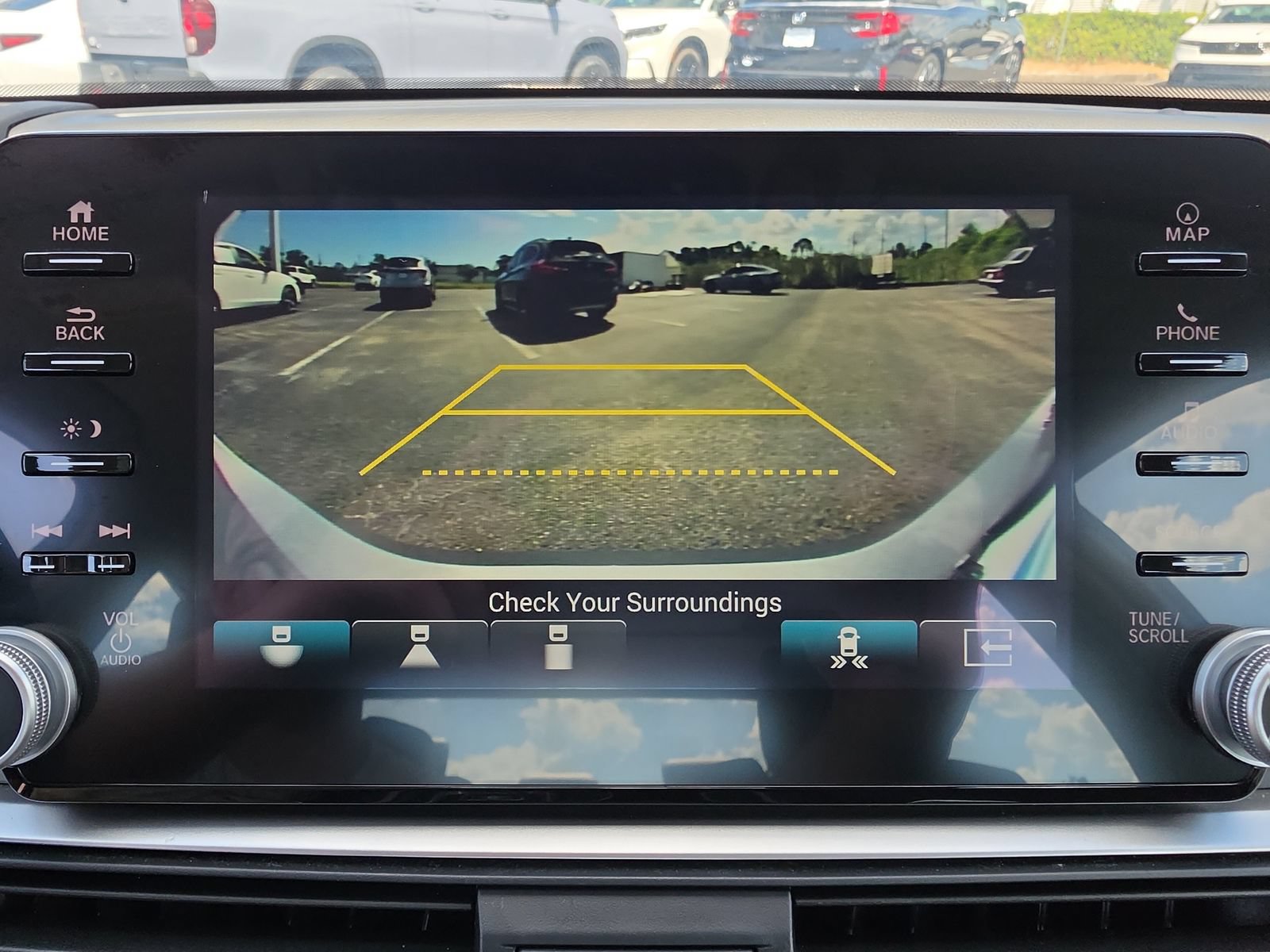 Used 2022 Honda Accord Touring image 19