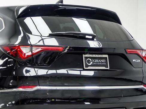 Used 2024 Acura MDX FWD w/ Technology Package image 16