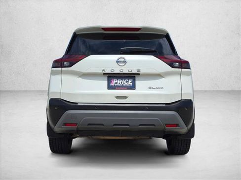 Used 2021 Nissan Rogue SL w/ Premium Package AWD/4WD image 7