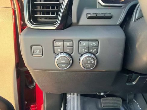 New 2026 GMC Sierra 2500 AT4 w/ AT4 Premium Plus Package AWD/4WD image 30