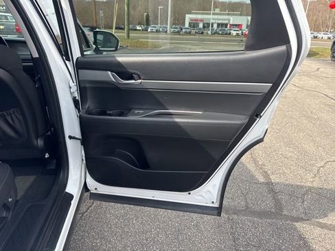 Used 2023 Hyundai Palisade SE image 41